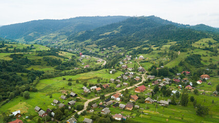 Fototapeta na wymiar view of the mountain village