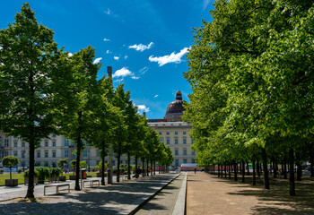 Humboldtforum und Lustgarten