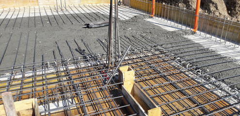 Cantiere edile - tutto pronto per il getto del cemento