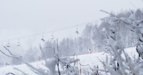 ski slope, skiers, ski lift,