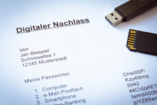 German digital remains document with memory stick and card: digitaler nachlass.
