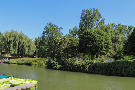 Pays de la Loire - Vend&eacute;e - Damvix - Le port sur la S&egrave;vre Niortaise