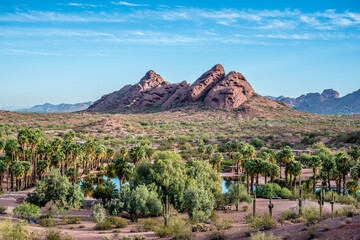 Fototapeta na wymiar The red sandstone buttes of Papago Park in Phoenix, Arizona.
