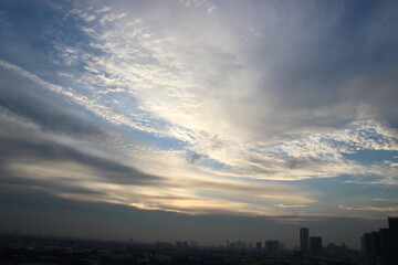 Fototapeta premium evening sky with dark cloudy 