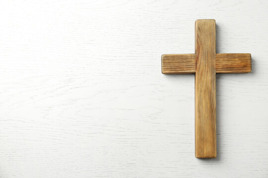 Wooden Cross Images – Browse 214,832 Stock Photos, Vectors, and Video