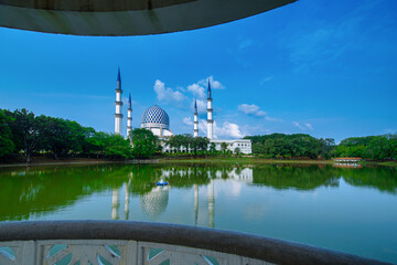 Sultan Salahudin Abdul Aziz Shah Mosque at daytme in Shah Alam, Malaysia.