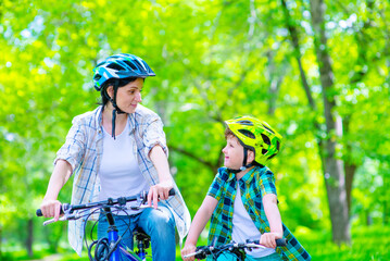 自転車のヘルメット着用が「努力義務」になった背景