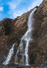 Obraz premium Mountain waterfall