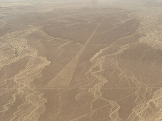 ペルー、謎の地上絵・ナスカへの飛行