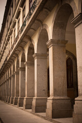 Fototapeta na wymiar Row of arched columns