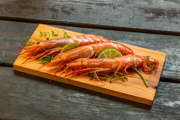 グランピングバーベキュー　Wood Plank barbecue of seafood 