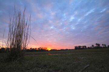 Obraz premium Atardecer en Laguna Corazón, Santa Ana de los Guácaras, Corrientes