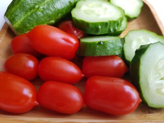Tomatoes and cucumbers for breakfast
