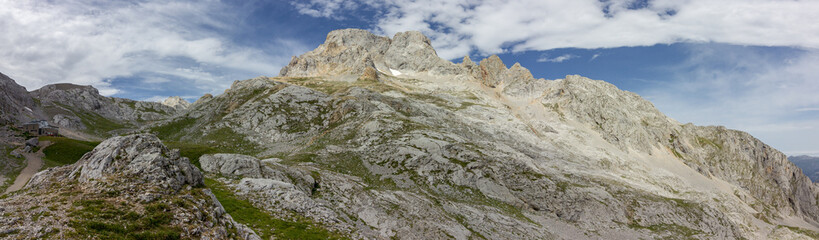Naranjo de Bulnes mountain in Asturias (Spain)