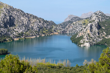 Obraz na płótnie Canvas Canal de transvase del embalse de Gorg Blau al embalse de Cuber, Escorca, Paraje natural de la Serra de Tramuntana, Mallorca, balearic islands, Spain