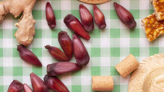 Typical Brazilian junina party sweets called Pe de moleque and pacoca.