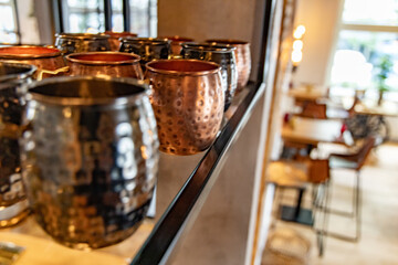 Gläser in einer Bar // Restaurant