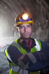 Fototapeta premium Worker standing in tunnel