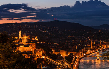 Fototapeta na wymiar panorama of budapest