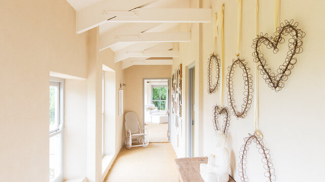 Decorative wall hangings in rustic house