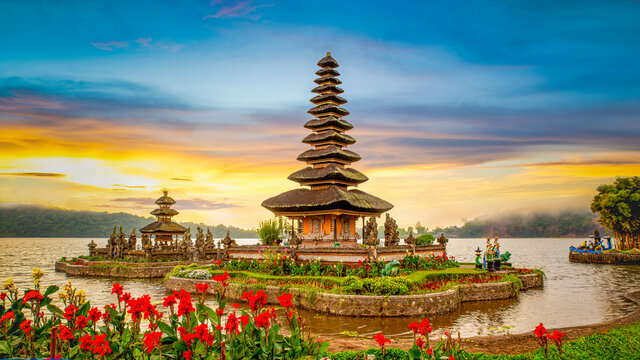 Landmark of Bali named Ulun Danu temple in the morning in the middle of Beratan Lake where located in Bali, Indonesia