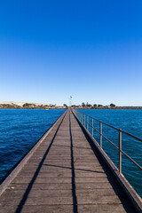Fototapeta premium The fishing pier at the whale watching village of Fowlers Bay, South Australia