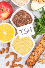 Dietary and beneficial eating for thyroid gland. Food as source vitamins and minerals