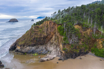 Fototapeta na wymiar Rock formation during low tide on the coast