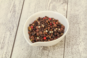 Peppercorn heap in the bowl