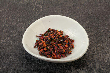 Aroma cuisine - dry clove seeds