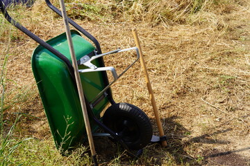 Carretilla en huerta
