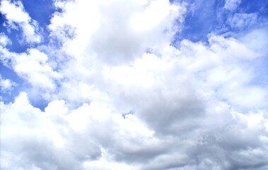 Obraz premium blue sky with clouds.