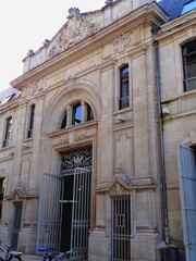 Obraz premium Europe, France, New Aquitaine, Charente maritime, coastal town La Rochelle, building facade