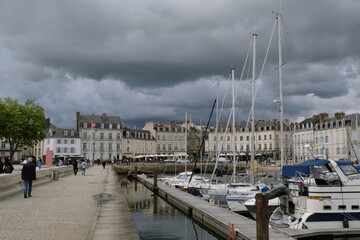 Port de plaisance de Vannes avant l'orage