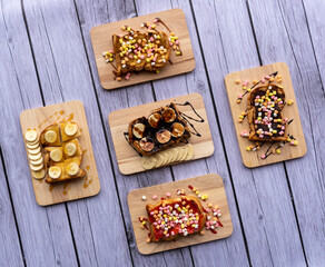 Mixed Toasts 