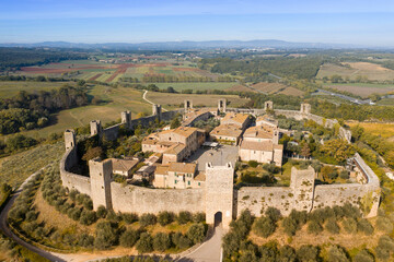 Fototapeta na wymiar aerial view of the medieval town of Monteriggioni Siena Tuscany