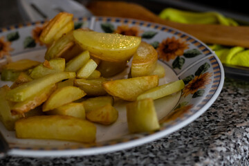 Algunas papas.