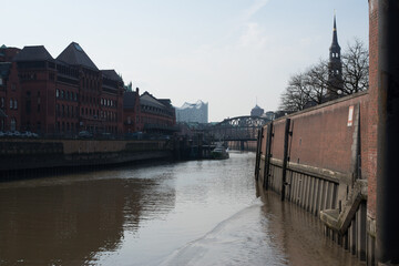 Hamburg Fleet bei Ebbe
