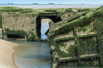 Arromanches-Les-Bains