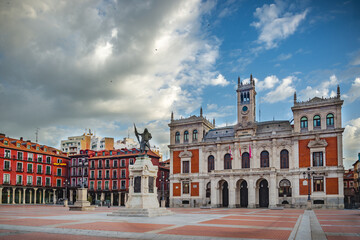 Fototapeta na wymiar Valladolid ciudad historica y monumental de la vieja Europa