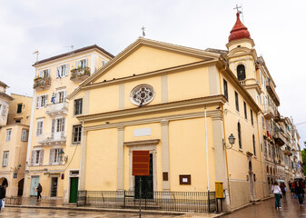 Obraz premium An old church in the town of Corfu