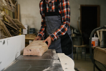 Working process in the carpentry workshop