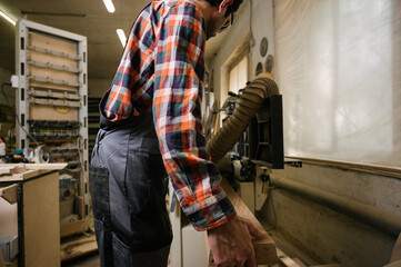 Working process in the carpentry workshop