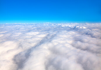 Naklejka premium milky clouds , fluffy cloudscape and blue sky 