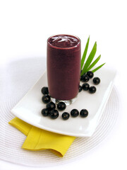 energizing açaí juice with ice