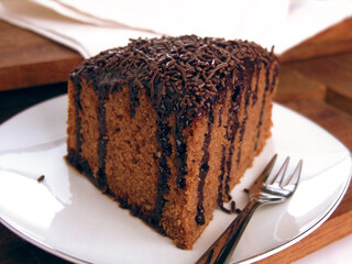 Chocolate cake covering with brigadeiro