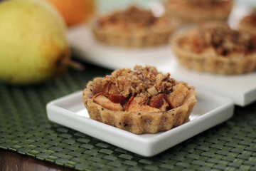 pear small pie with chia, cinnamon and chestnuts