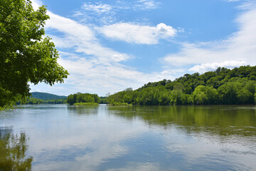 Fototapeta na wymiar Potomac River, Chesapeake and Ohio Canal National Historical Park, Maryland, USA