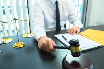 Lawyers or lawyers provide legal advice to clients regarding business law. Law in daily life