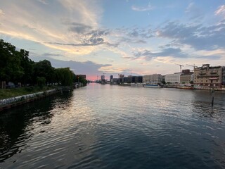 Naklejka premium Spree river sunset Berlin